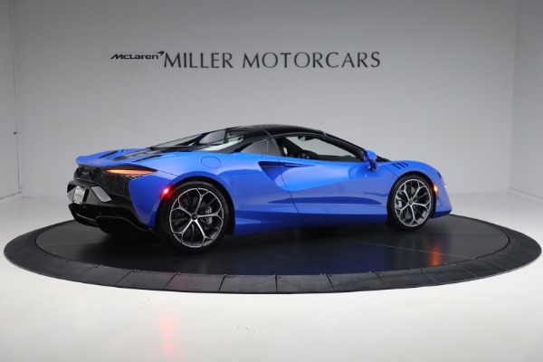 New 2025 McLaren Artura Spider Performance for sale $329,718 at Rolls-Royce Motor Cars Greenwich in Greenwich CT 06830 21