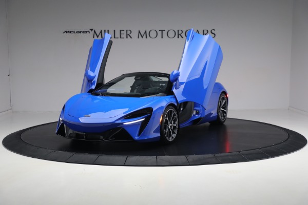 New 2025 McLaren Artura Spider Performance for sale $329,718 at Rolls-Royce Motor Cars Greenwich in Greenwich CT 06830 26