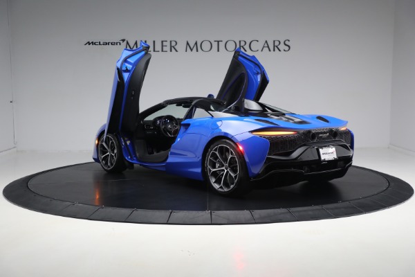 New 2025 McLaren Artura Spider Performance for sale $329,718 at Rolls-Royce Motor Cars Greenwich in Greenwich CT 06830 28