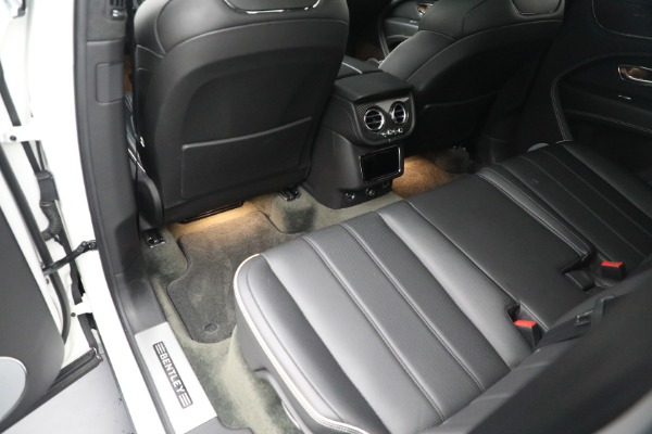 Used 2021 Bentley Bentayga V8 for sale Sold at Rolls-Royce Motor Cars Greenwich in Greenwich CT 06830 18