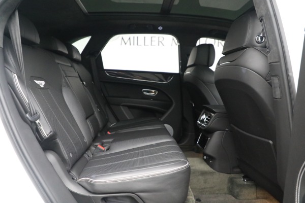 Used 2021 Bentley Bentayga V8 for sale Sold at Rolls-Royce Motor Cars Greenwich in Greenwich CT 06830 25