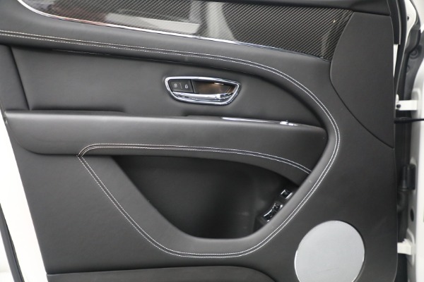 Used 2021 Bentley Bentayga V8 for sale Sold at Rolls-Royce Motor Cars Greenwich in Greenwich CT 06830 27