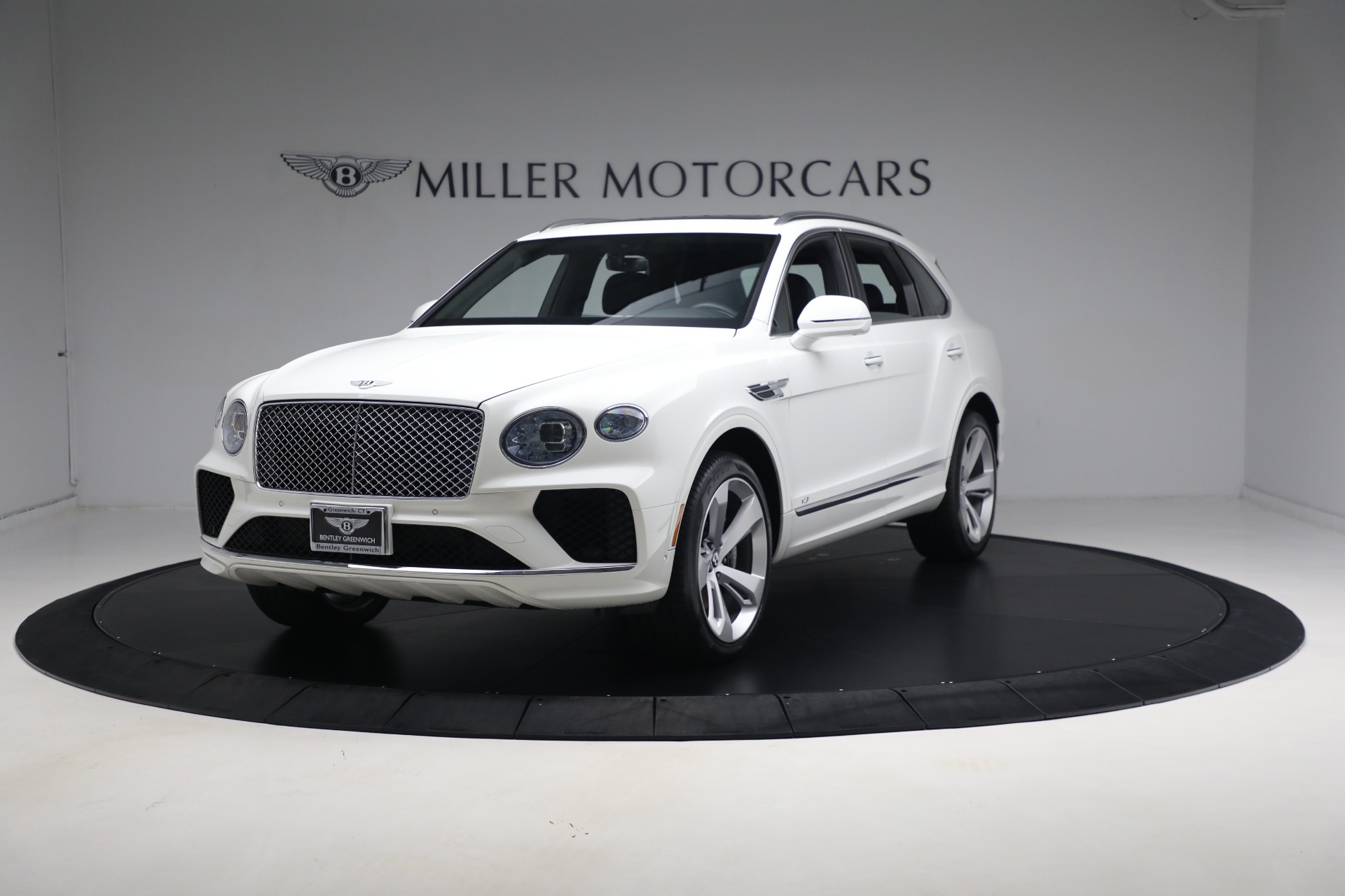 Used 2021 Bentley Bentayga V8 for sale Sold at Rolls-Royce Motor Cars Greenwich in Greenwich CT 06830 1