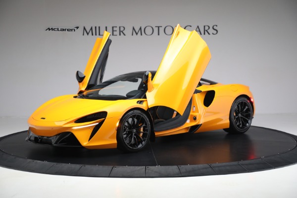 New 2025 McLaren Artura TechLux for sale Sold at Rolls-Royce Motor Cars Greenwich in Greenwich CT 06830 13