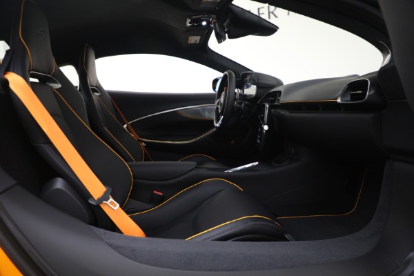 New 2025 McLaren Artura TechLux for sale Sold at Rolls-Royce Motor Cars Greenwich in Greenwich CT 06830 21