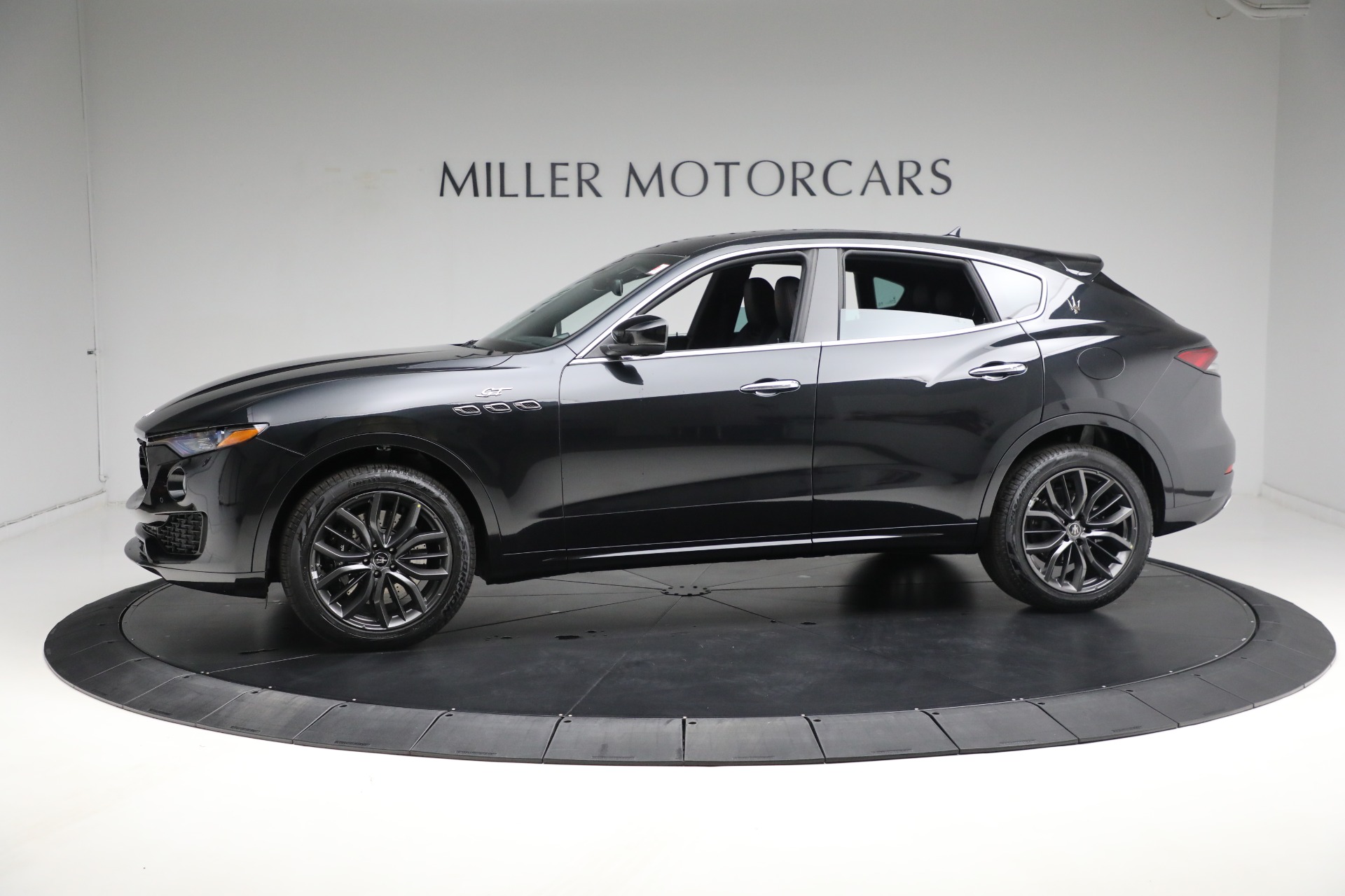 New 2024 Maserati Levante GT Ultima for sale $91,982 at Rolls-Royce Motor Cars Greenwich in Greenwich CT 06830 1