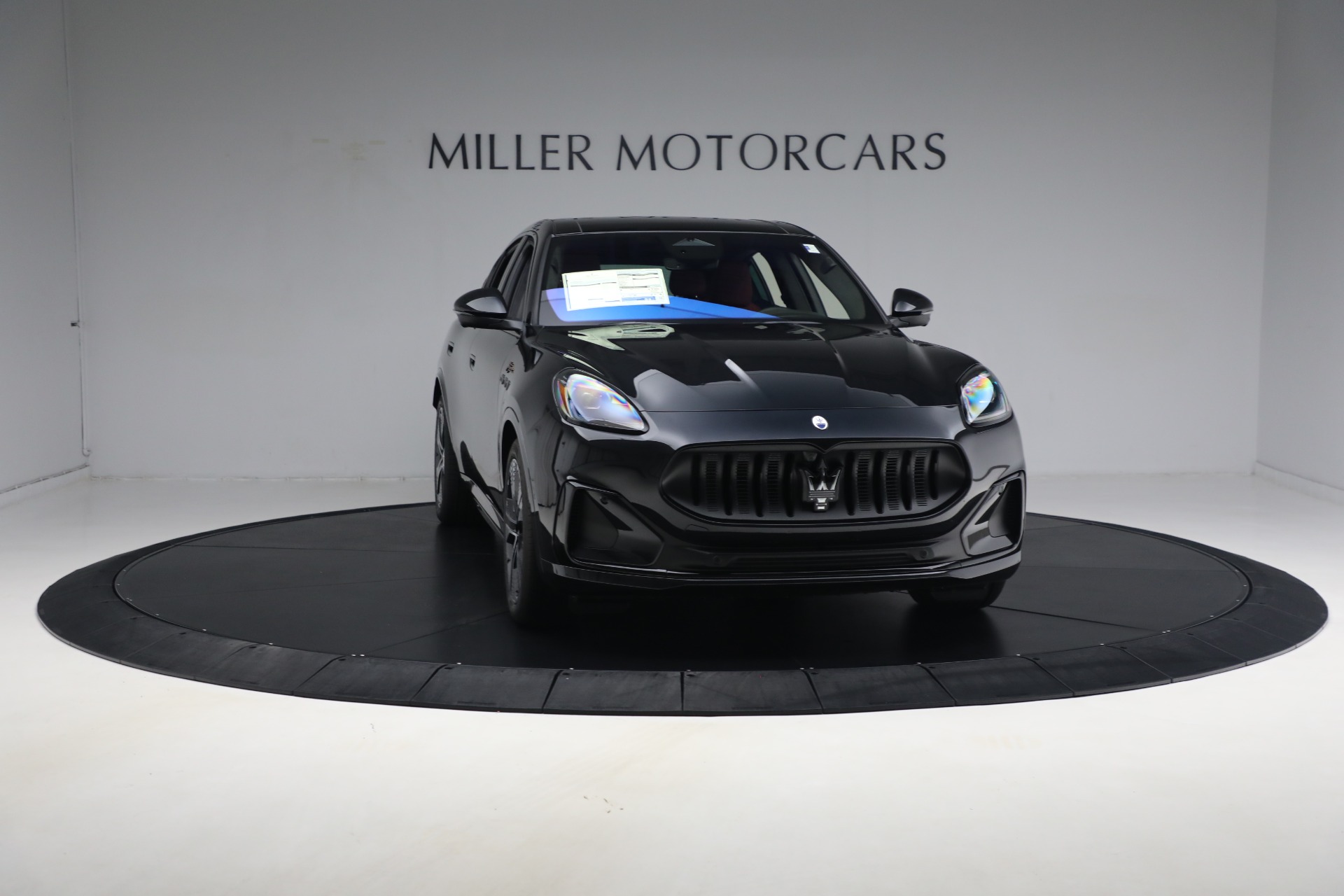 New 2025 Maserati Grecale Folgore for sale $93,900 at Rolls-Royce Motor Cars Greenwich in Greenwich CT 06830 28
