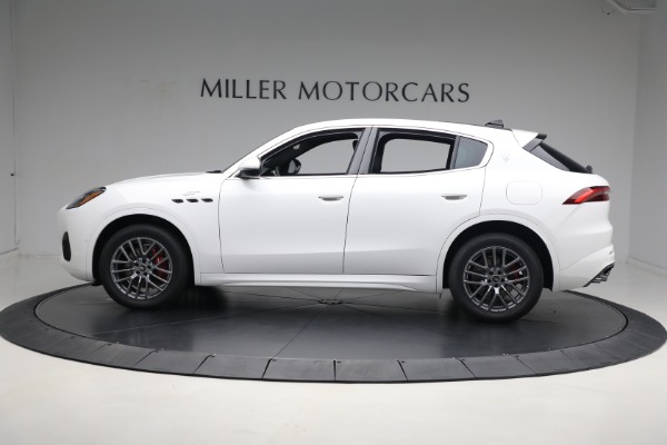 New 2024 Maserati Grecale GT for sale Sold at Rolls-Royce Motor Cars Greenwich in Greenwich CT 06830 8