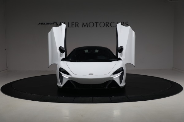 New 2025 McLaren Artura Spider TechLux for sale Sold at Rolls-Royce Motor Cars Greenwich in Greenwich CT 06830 21