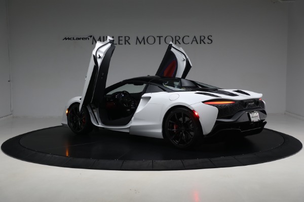 New 2025 McLaren Artura Spider TechLux for sale Sold at Rolls-Royce Motor Cars Greenwich in Greenwich CT 06830 24