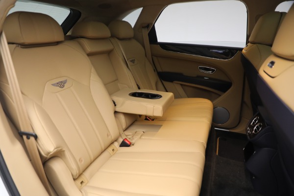 New 2024 Bentley Bentayga Hybrid for sale Sold at Rolls-Royce Motor Cars Greenwich in Greenwich CT 06830 25