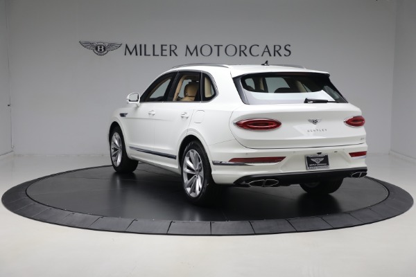 New 2024 Bentley Bentayga Hybrid for sale Sold at Rolls-Royce Motor Cars Greenwich in Greenwich CT 06830 5