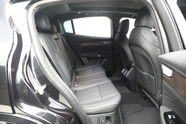 New 2025 Maserati Grecale Folgore - Fully Electric Vehicle for sale Sold at Rolls-Royce Motor Cars Greenwich in Greenwich CT 06830 18