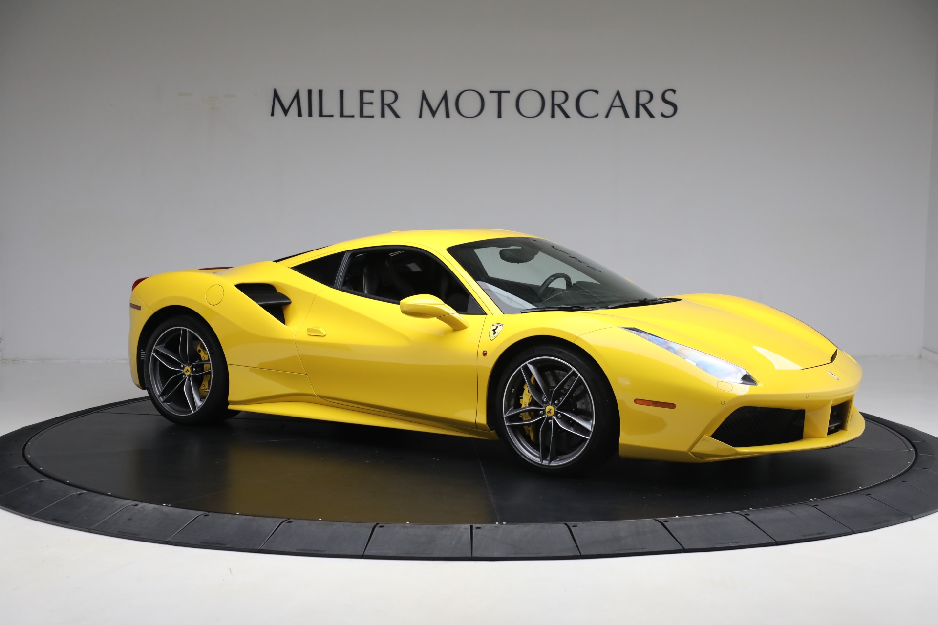 Used 2018 Ferrari 488 GTB for sale Sold at Rolls-Royce Motor Cars Greenwich in Greenwich CT 06830 11