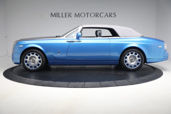 Used 2015 Rolls-Royce Phantom Drophead Coupe for sale Sold at Rolls-Royce Motor Cars Greenwich in Greenwich CT 06830 18