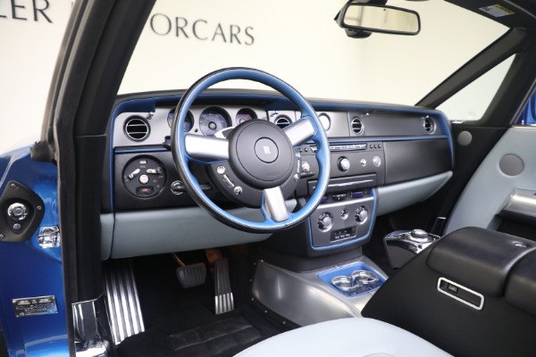 Used 2015 Rolls-Royce Phantom Drophead Coupe for sale Sold at Rolls-Royce Motor Cars Greenwich in Greenwich CT 06830 26