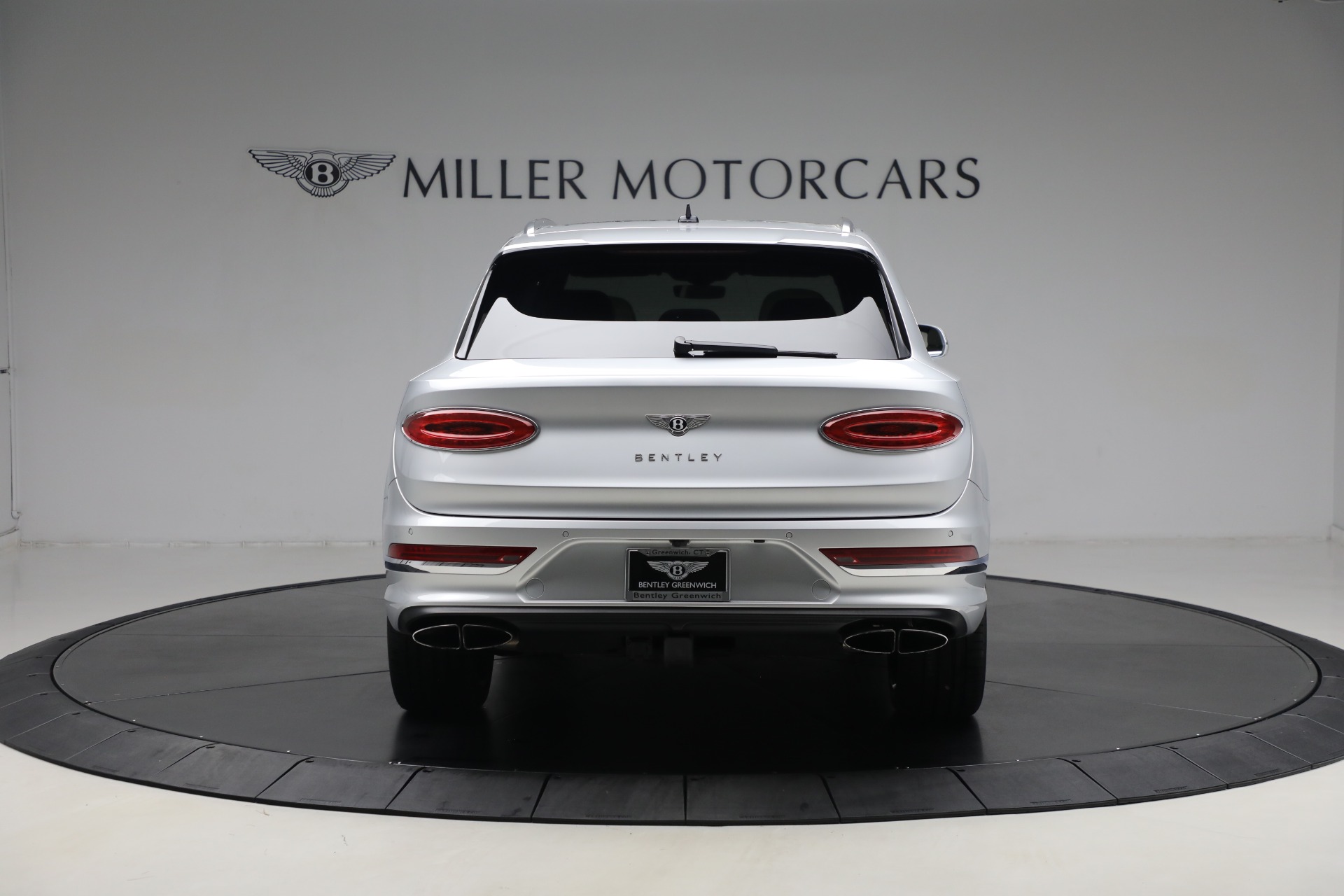 Used 2021 Bentley Bentayga V8 for sale Sold at Rolls-Royce Motor Cars Greenwich in Greenwich CT 06830 6