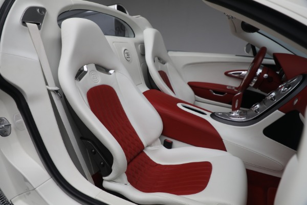 Used 2010 Bugatti Veyron 16.4 Grand Sport for sale Sold at Rolls-Royce Motor Cars Greenwich in Greenwich CT 06830 28