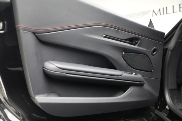 New 2025 Aston Martin Vantage for sale $235,300 at Rolls-Royce Motor Cars Greenwich in Greenwich CT 06830 13