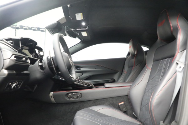 New 2025 Aston Martin Vantage for sale $235,300 at Rolls-Royce Motor Cars Greenwich in Greenwich CT 06830 14
