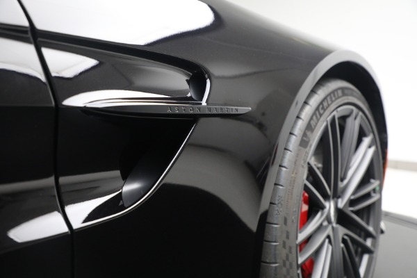 New 2025 Aston Martin Vantage for sale $235,300 at Rolls-Royce Motor Cars Greenwich in Greenwich CT 06830 25