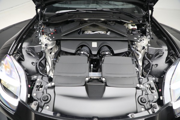 New 2025 Aston Martin Vantage for sale $235,300 at Rolls-Royce Motor Cars Greenwich in Greenwich CT 06830 28
