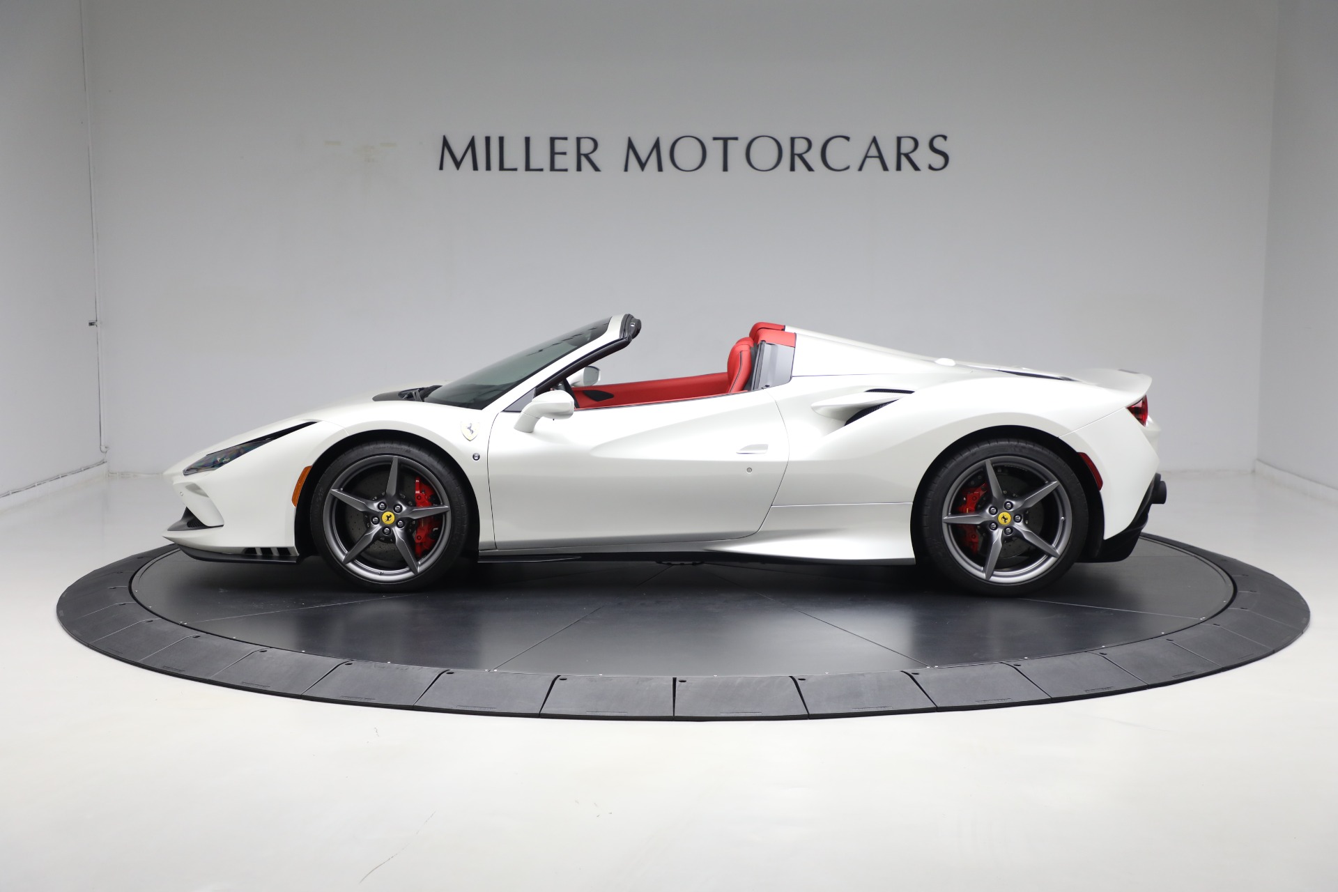 あ*さ様 非売品　Ferrari F8 Spider オーナーズギフト F8 Spider for Sale near you in Japan | Ferrari Approved