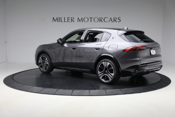New 2025 Maserati Grecale Folgore for sale $101,900 at Rolls-Royce Motor Cars Greenwich in Greenwich CT 06830 11