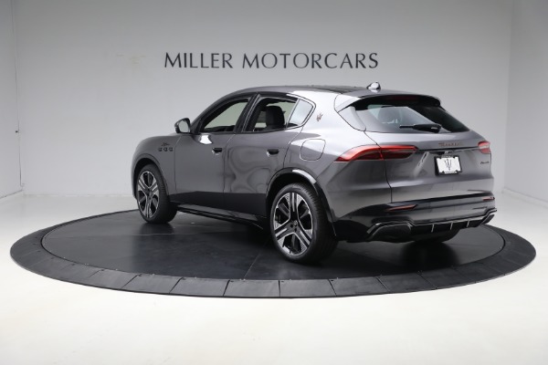 New 2025 Maserati Grecale Folgore for sale $101,900 at Rolls-Royce Motor Cars Greenwich in Greenwich CT 06830 12