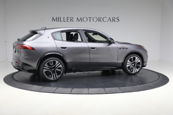 New 2025 Maserati Grecale Folgore for sale $101,900 at Rolls-Royce Motor Cars Greenwich in Greenwich CT 06830 21