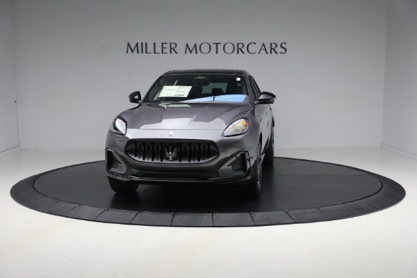 New 2025 Maserati Grecale Folgore for sale $101,900 at Rolls-Royce Motor Cars Greenwich in Greenwich CT 06830 3