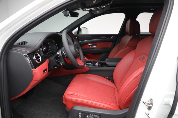 New 2025 Bentley Bentayga V8 for sale $267,820 at Rolls-Royce Motor Cars Greenwich in Greenwich CT 06830 15