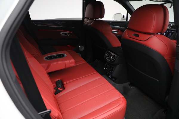 New 2025 Bentley Bentayga V8 for sale $267,820 at Rolls-Royce Motor Cars Greenwich in Greenwich CT 06830 23