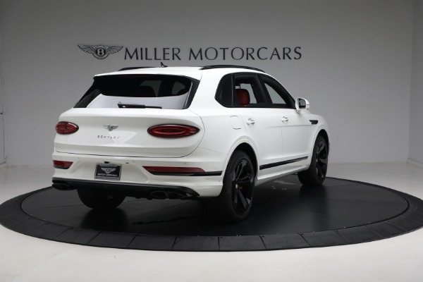 New 2025 Bentley Bentayga V8 for sale $267,820 at Rolls-Royce Motor Cars Greenwich in Greenwich CT 06830 7