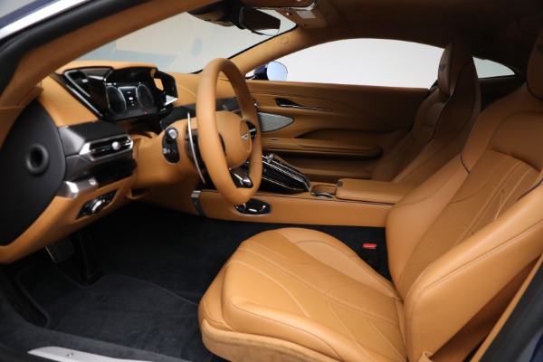 New 2025 Aston Martin Vantage for sale $243,200 at Rolls-Royce Motor Cars Greenwich in Greenwich CT 06830 14