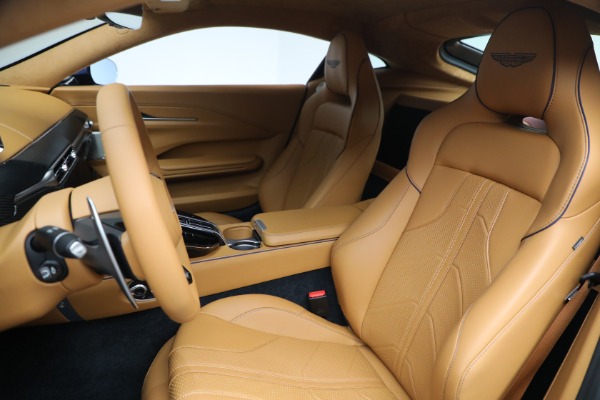 New 2025 Aston Martin Vantage for sale $243,200 at Rolls-Royce Motor Cars Greenwich in Greenwich CT 06830 15