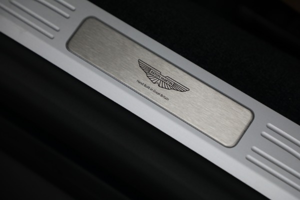 New 2025 Aston Martin Vantage for sale $243,200 at Rolls-Royce Motor Cars Greenwich in Greenwich CT 06830 17