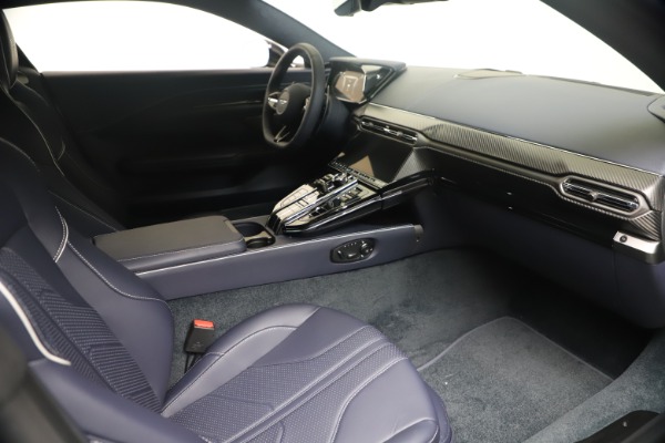 New 2025 Aston Martin Vantage for sale $243,000 at Rolls-Royce Motor Cars Greenwich in Greenwich CT 06830 23