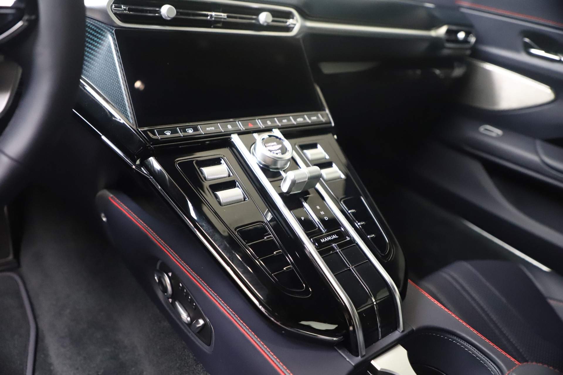 New 2025 Aston Martin Vantage for sale Sold at Rolls-Royce Motor Cars Greenwich in Greenwich CT 06830 17