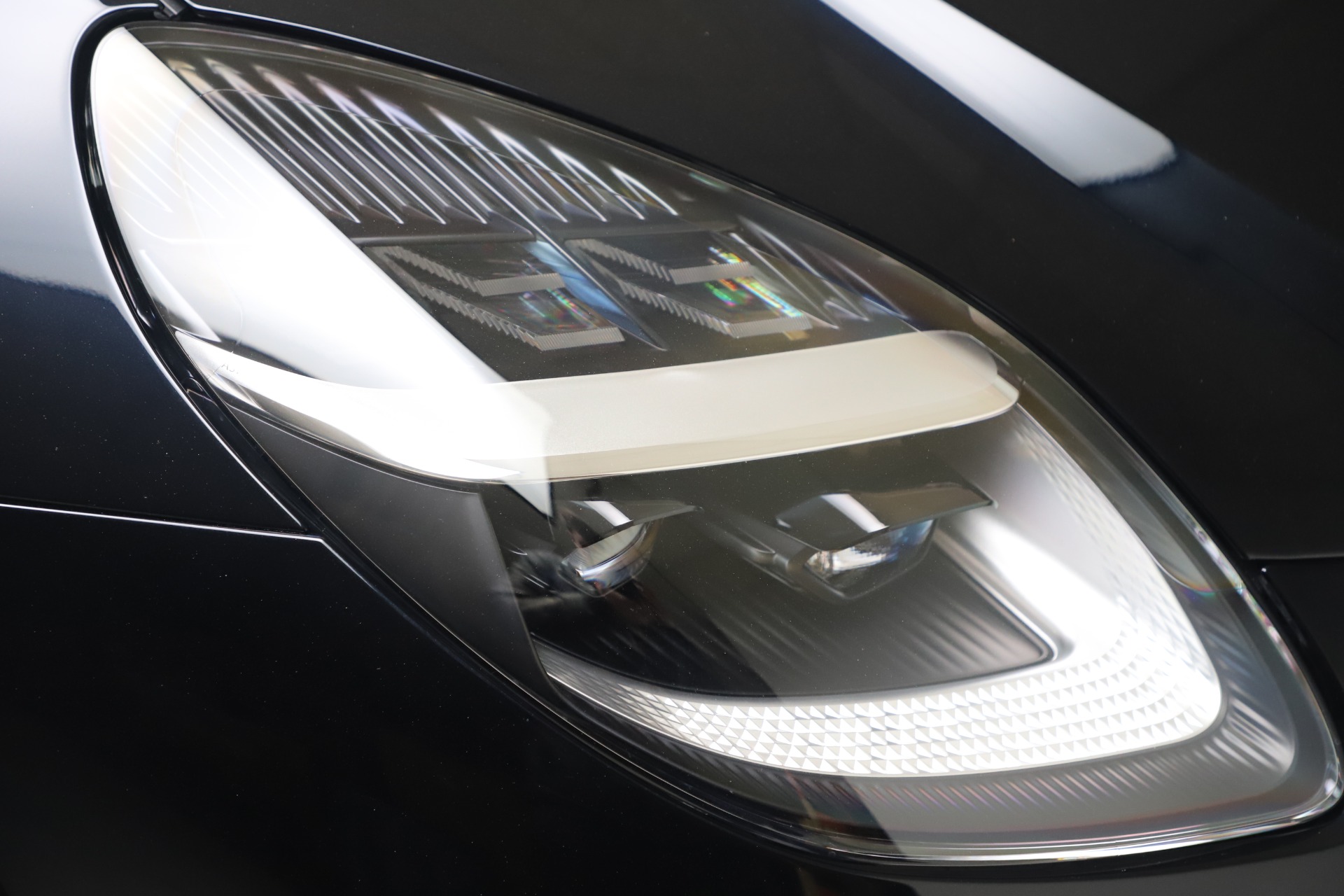 New 2025 Aston Martin Vantage for sale Sold at Rolls-Royce Motor Cars Greenwich in Greenwich CT 06830 21