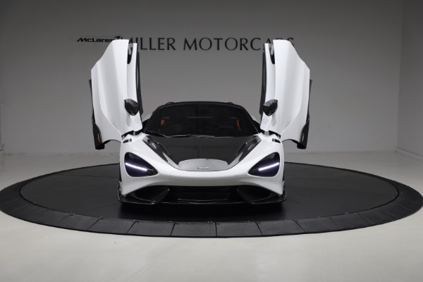 Used 2022 McLaren 765LT Spider for sale Sold at Rolls-Royce Motor Cars Greenwich in Greenwich CT 06830 13