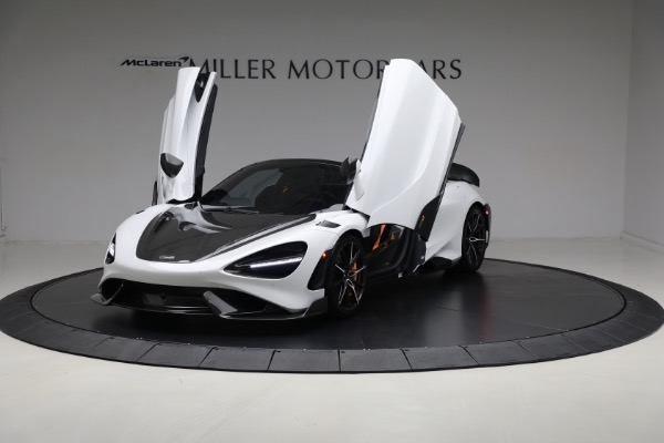 Used 2022 McLaren 765LT Spider for sale Sold at Rolls-Royce Motor Cars Greenwich in Greenwich CT 06830 14