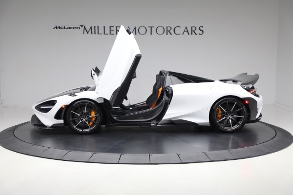 Used 2022 McLaren 765LT Spider for sale Sold at Rolls-Royce Motor Cars Greenwich in Greenwich CT 06830 15