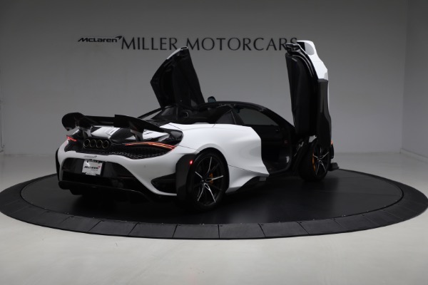 Used 2022 McLaren 765LT Spider for sale Sold at Rolls-Royce Motor Cars Greenwich in Greenwich CT 06830 18