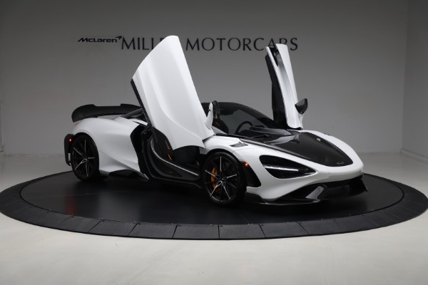 Used 2022 McLaren 765LT Spider for sale Sold at Rolls-Royce Motor Cars Greenwich in Greenwich CT 06830 20