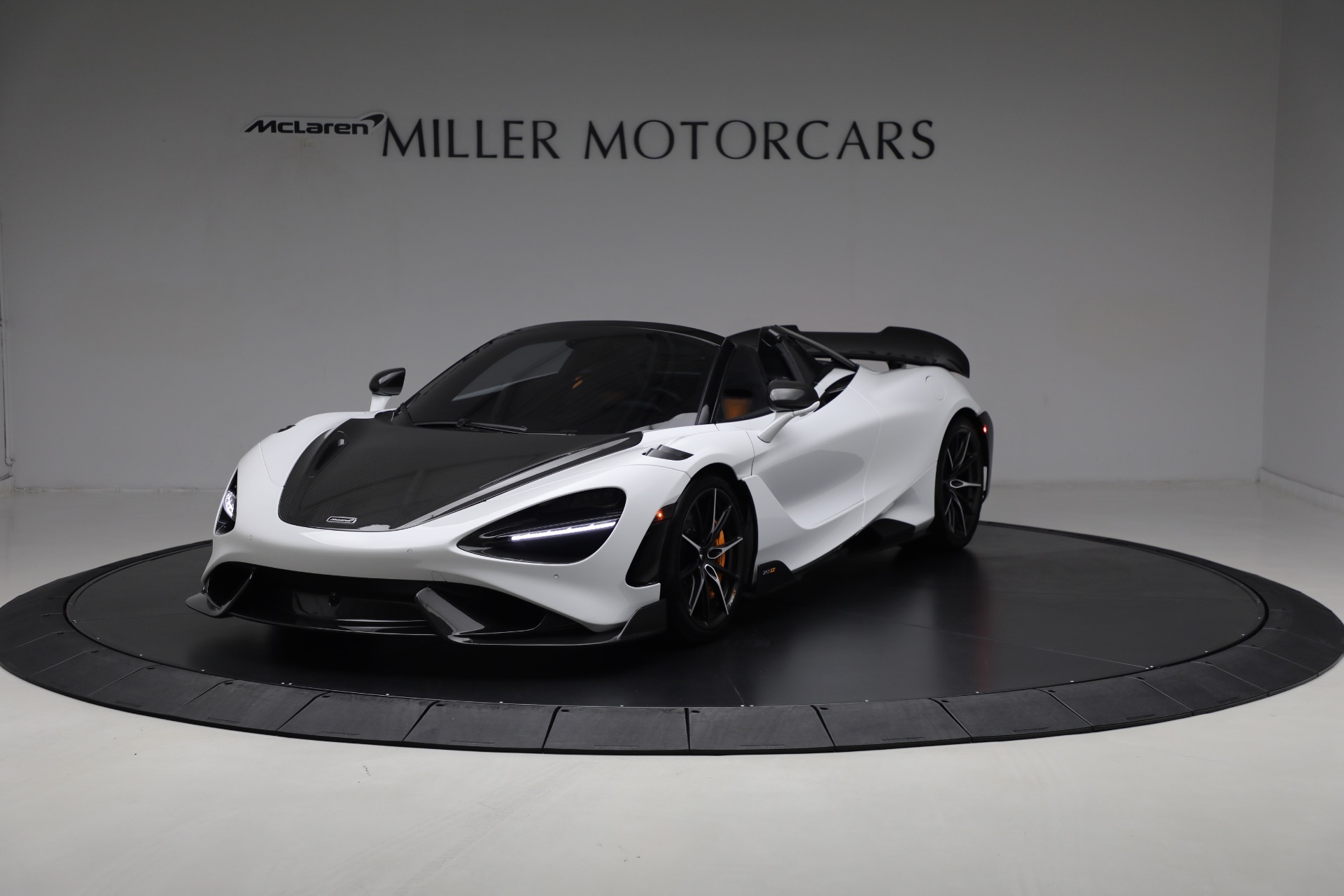 Used 2022 McLaren 765LT Spider for sale Sold at Rolls-Royce Motor Cars Greenwich in Greenwich CT 06830 1