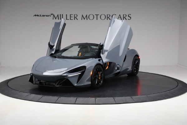 New 2025 McLaren Artura Spider Vision for sale Sold at Rolls-Royce Motor Cars Greenwich in Greenwich CT 06830 14