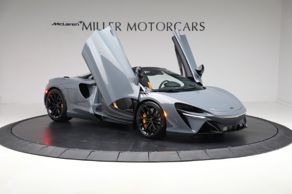 New 2025 McLaren Artura Spider Vision for sale Sold at Rolls-Royce Motor Cars Greenwich in Greenwich CT 06830 20
