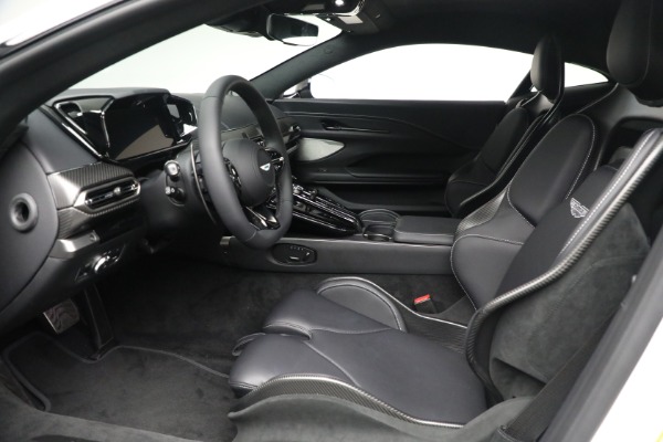 New 2025 Aston Martin Vantage for sale $252,500 at Rolls-Royce Motor Cars Greenwich in Greenwich CT 06830 14