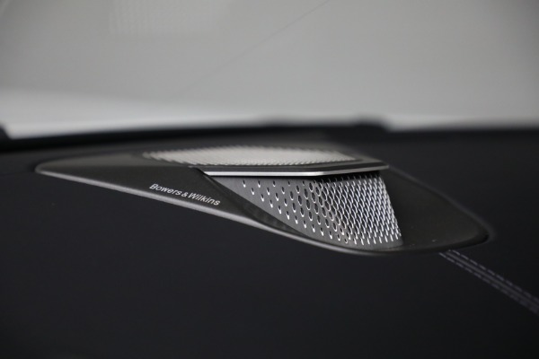 New 2025 Aston Martin Vantage for sale $252,500 at Rolls-Royce Motor Cars Greenwich in Greenwich CT 06830 19